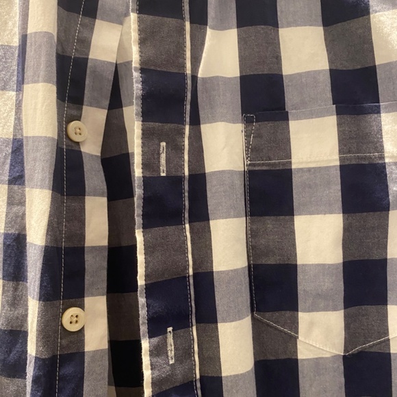 Croft & Barrow Men’s Dress Shirt Size M, Offers Welcome - Picture 3 of 4